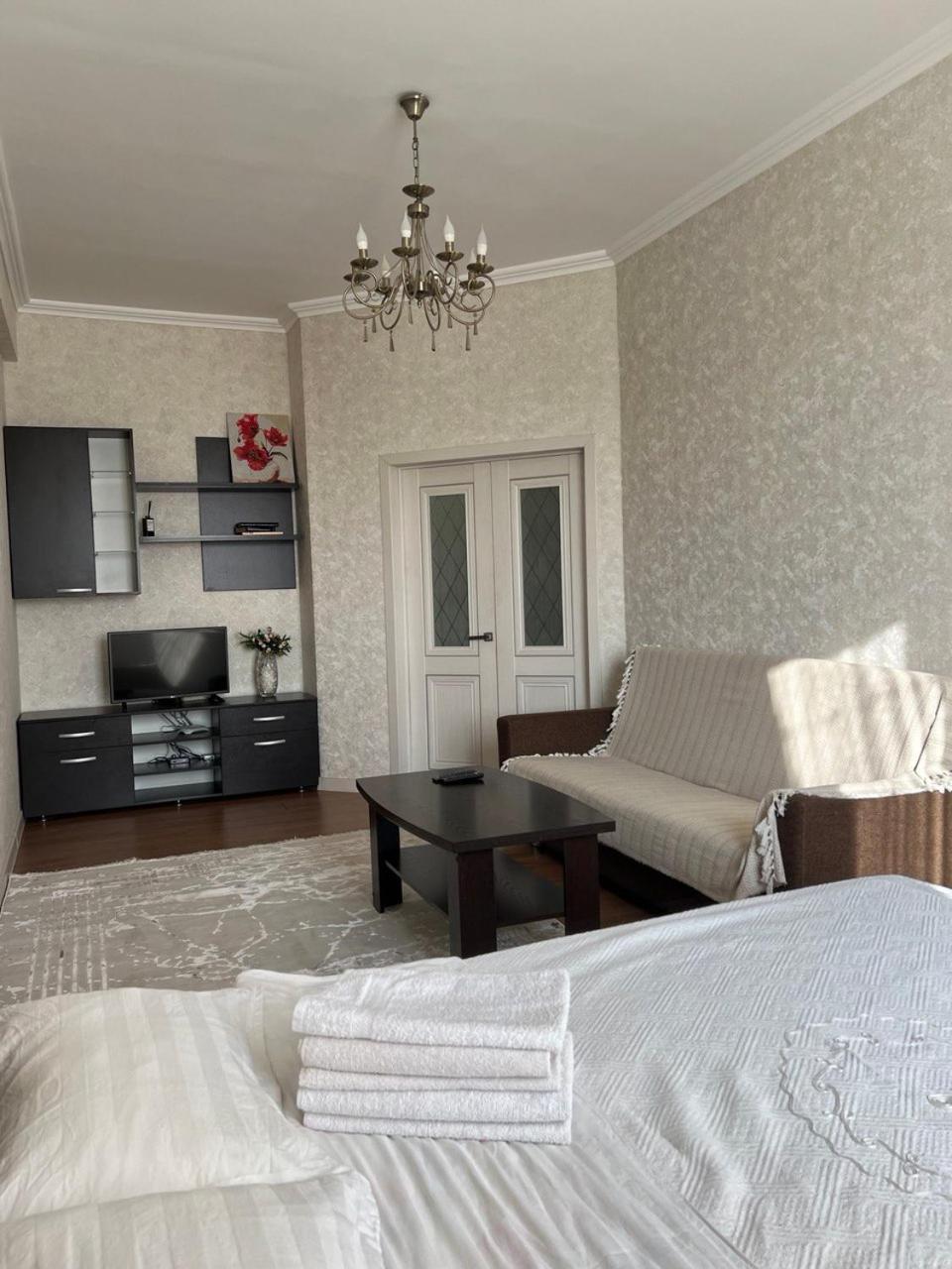 Apartament Promenade Biszkek Zewnętrze zdjęcie