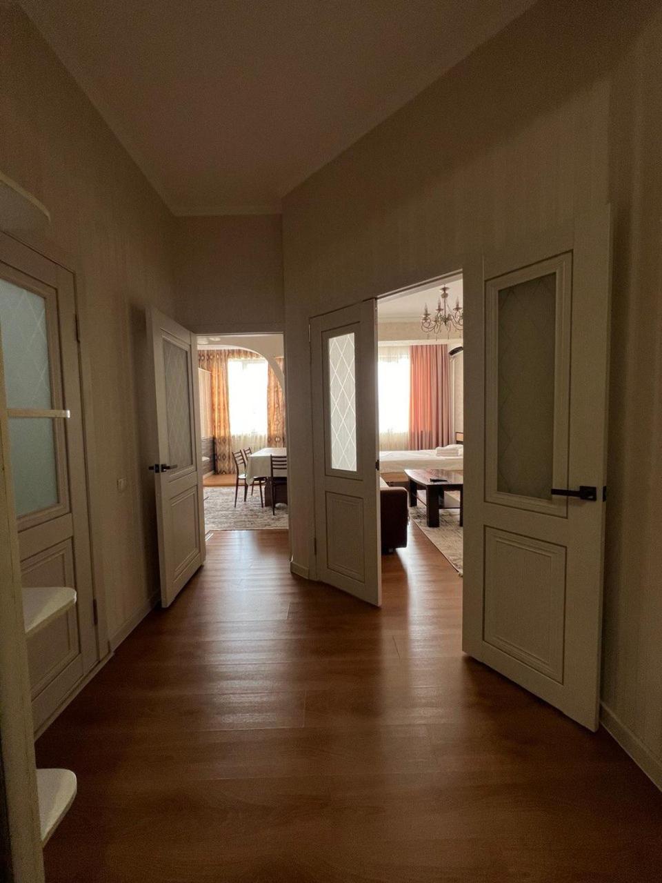 Apartament Promenade Biszkek Zewnętrze zdjęcie
